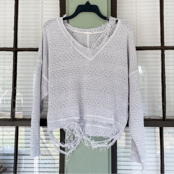 Womens Altar’d State Grunge Distressed Gray Knit Sweater Size Medium Apocalypse - Picture 1 of 3